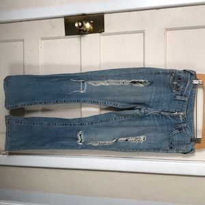 Cute and fitted jeans